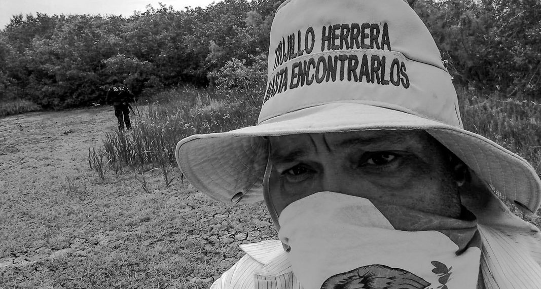 “La misma tierra trata de invocarte a que los busques”