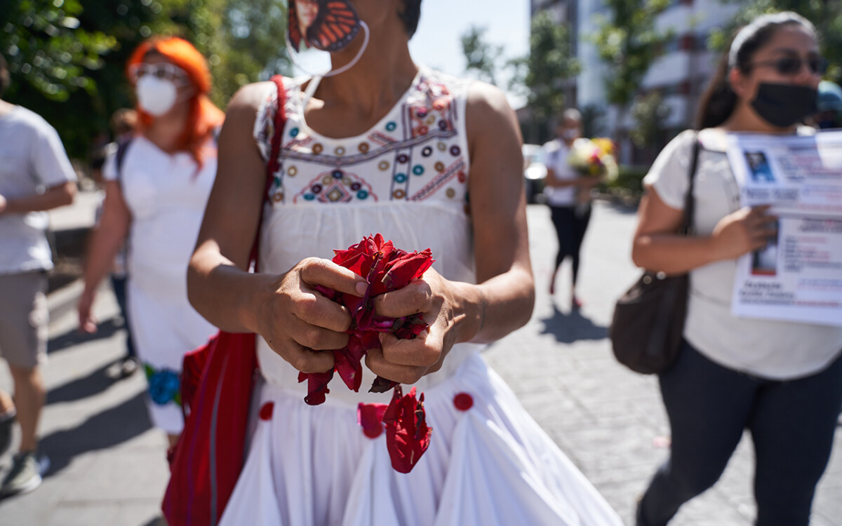 Marcha por la conmemoración de el Día Internacional de las Víctimas de Desaparición Forzada convocada por familiares de personas desaparecidas y miembros de la Asociacion Voz y Dignidad por los Nuestros. 30 de Agosto del 2020. San Luis Potosi, Mexico. Mauricio Palos