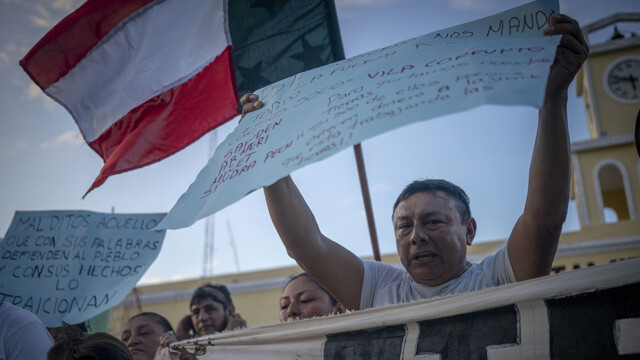 La defensa legal, la articulación, como así también la movilización permanente, son estrategias de defensa y cuidado del territorio implementadas con éxito por el pueblo de Ixil. Foto: Robin Canul.